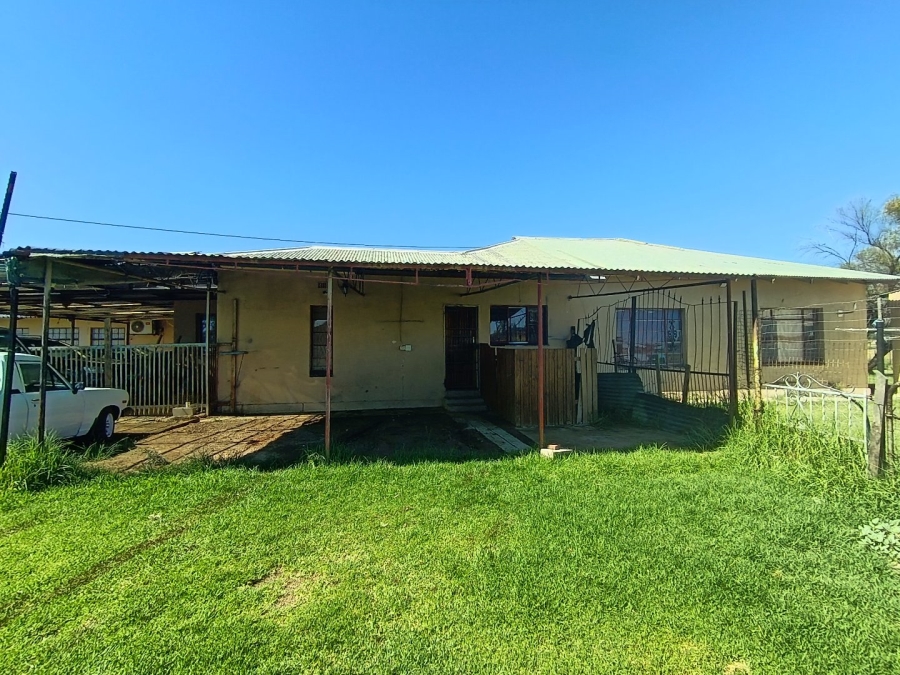 To Let 3 Bedroom Property for Rent in Bloemspruit Free State